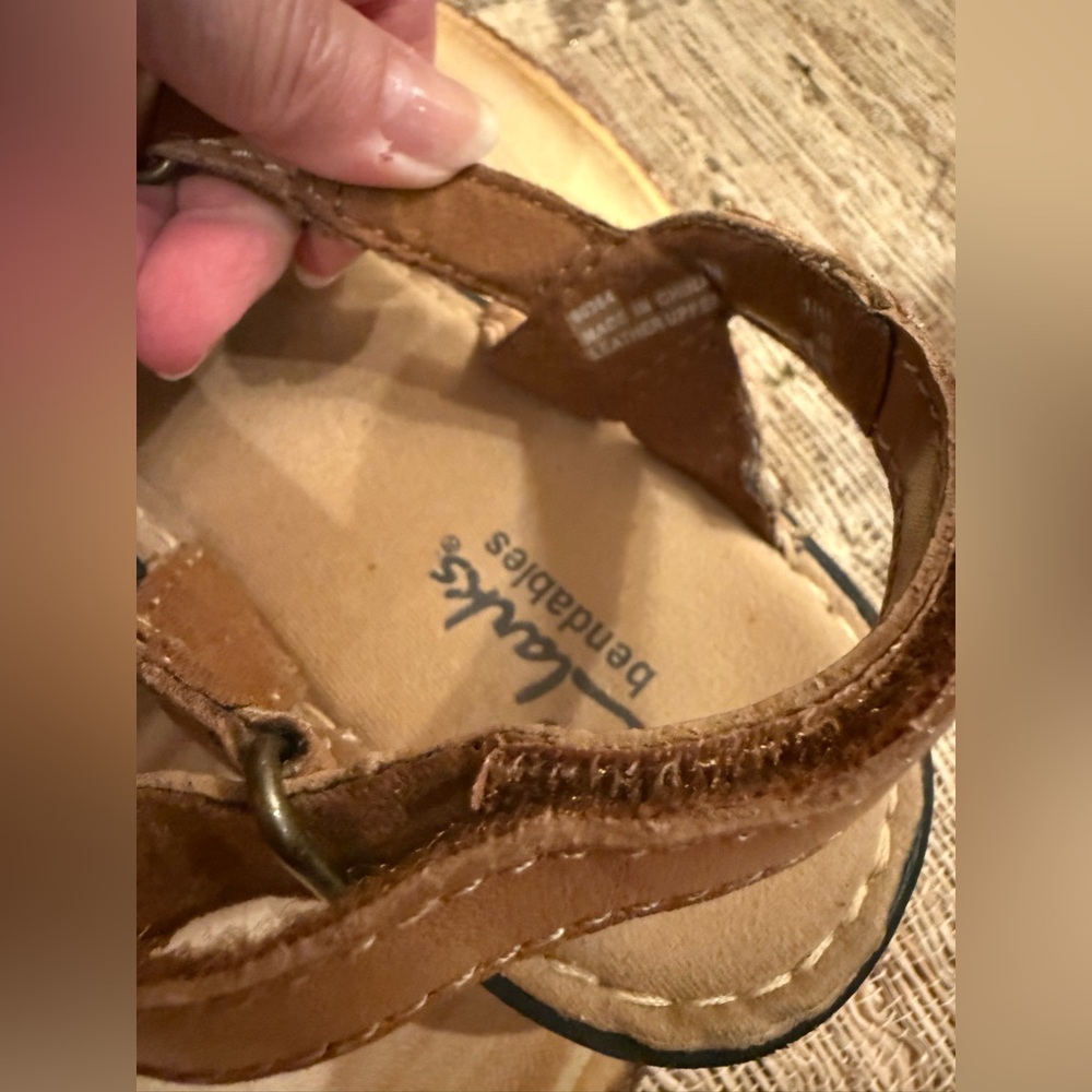 Clarks Bendables Nikki Common Women's Size 8 Mary‎ Jane Sandals Luggage E… - Picture 4 of 9